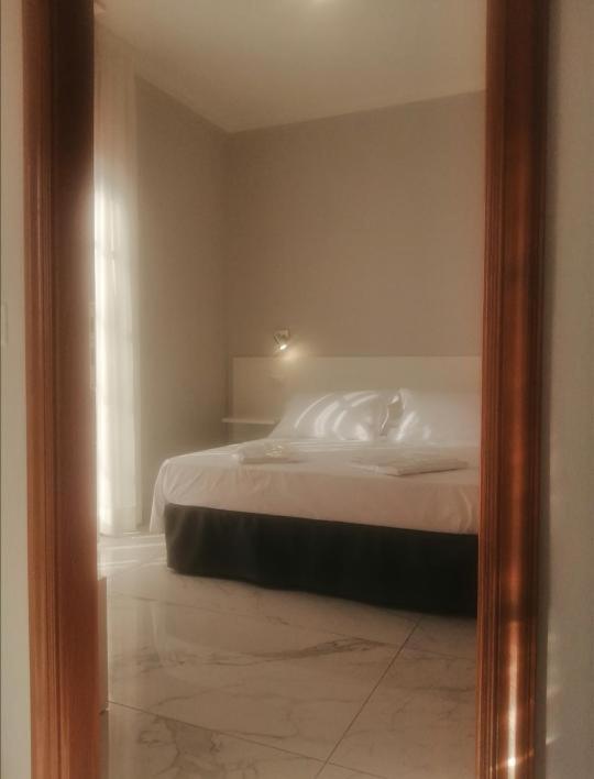 Aparthotel Laura & 3*