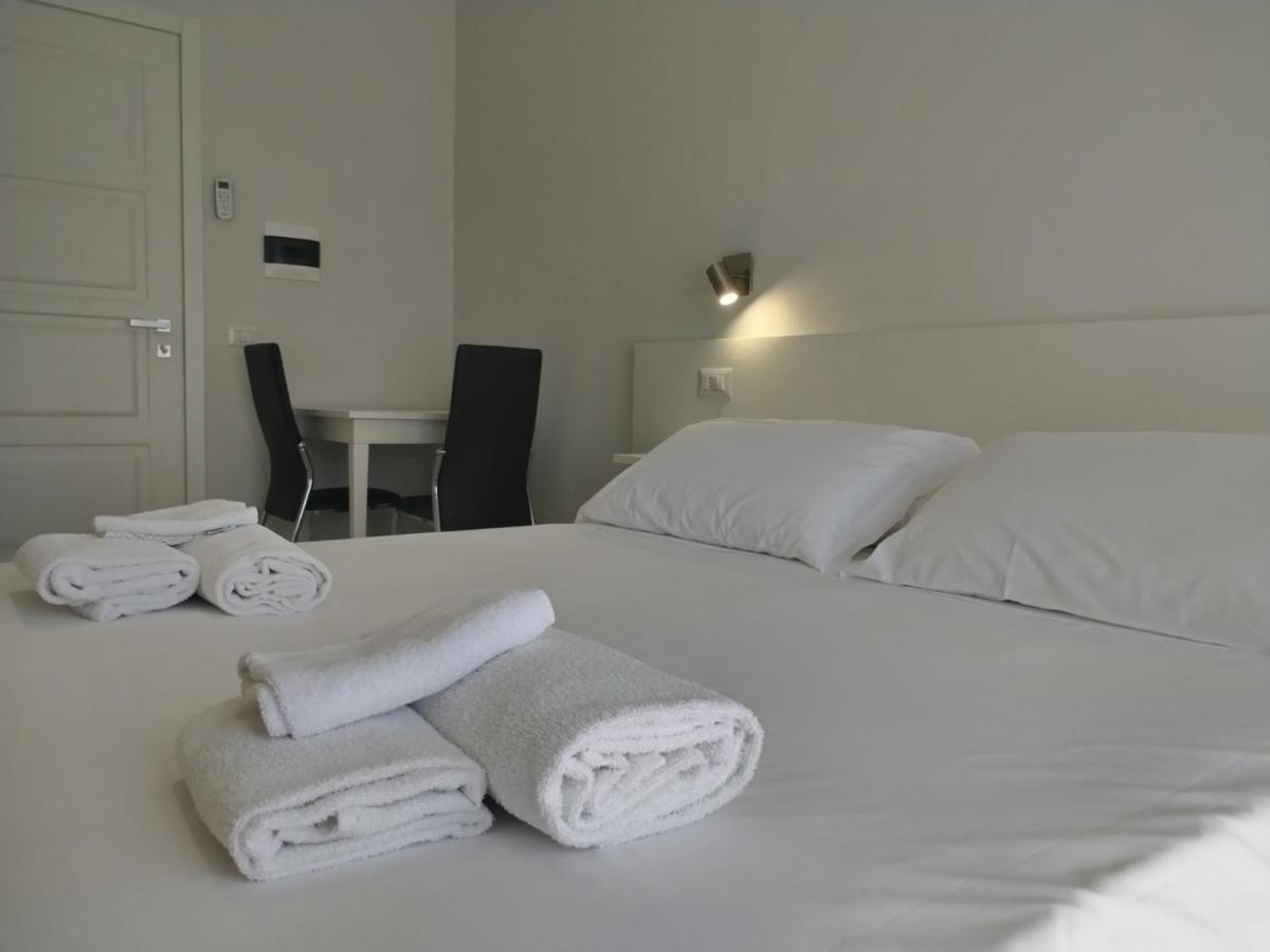 Laura & Aparthotel 3*