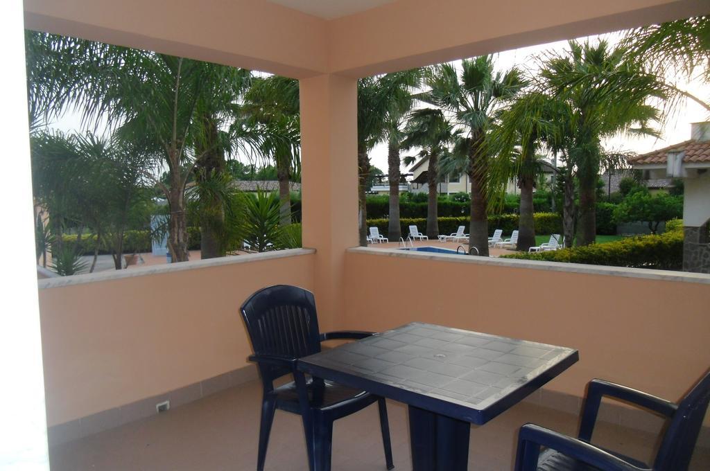 Aparthotel Laura & 3*